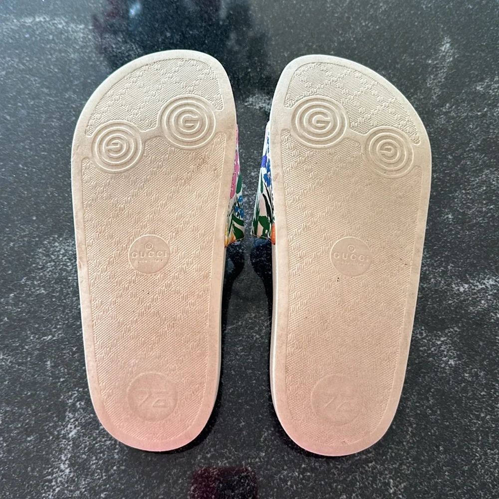 Gucci Slides - Picture 3 of 5